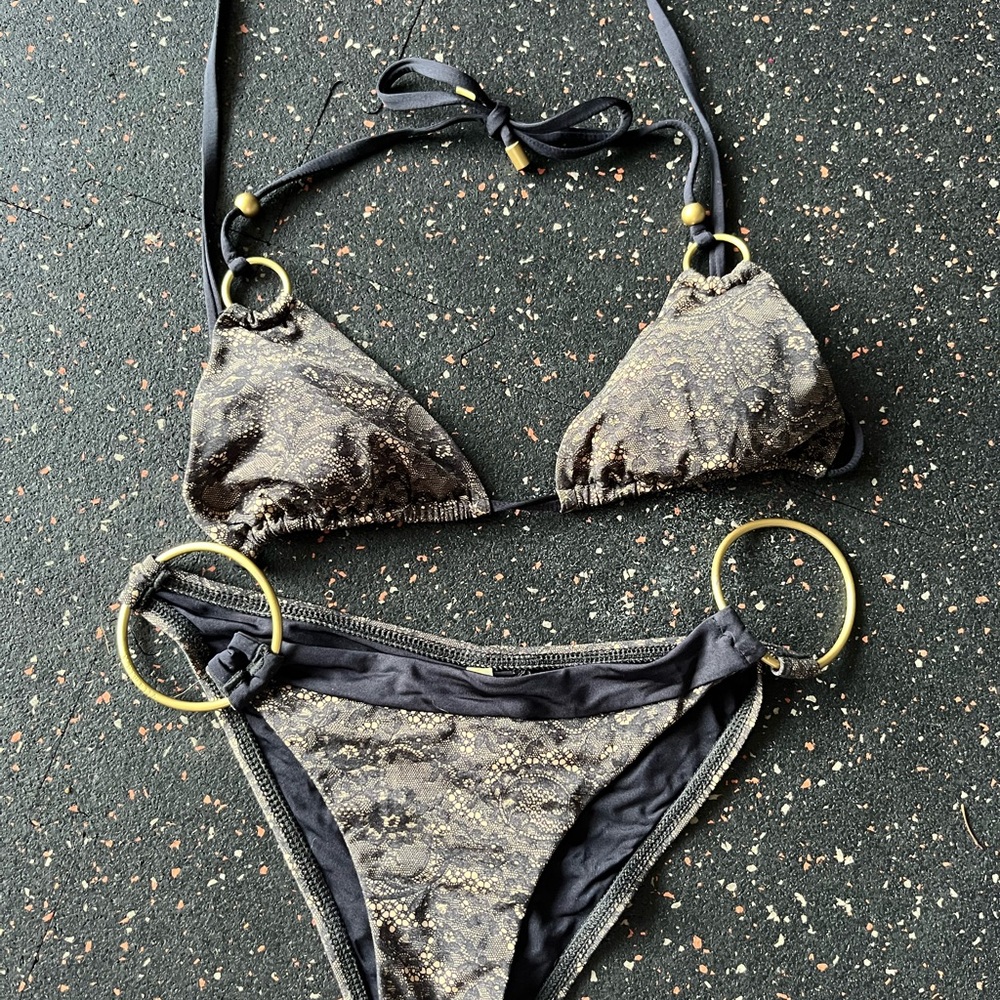 Elegant Black and Gold Women's Bikini